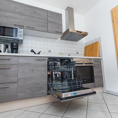 Appartment In Den Weinbergen Bei Mainz - Mit 2X Doppelzimmern, 1X Grosses Wohnzimmer, Bad & Kueche Stadecken-Elsheim Buitenkant foto