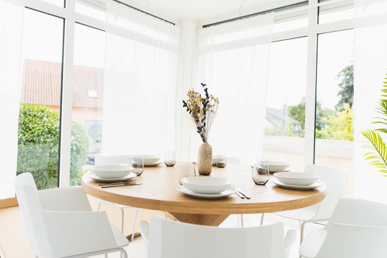 Appartment In Den Weinbergen Bei Mainz - Mit 2X Doppelzimmern, 1X Grosses Wohnzimmer, Bad & Kueche Stadecken-Elsheim Buitenkant foto